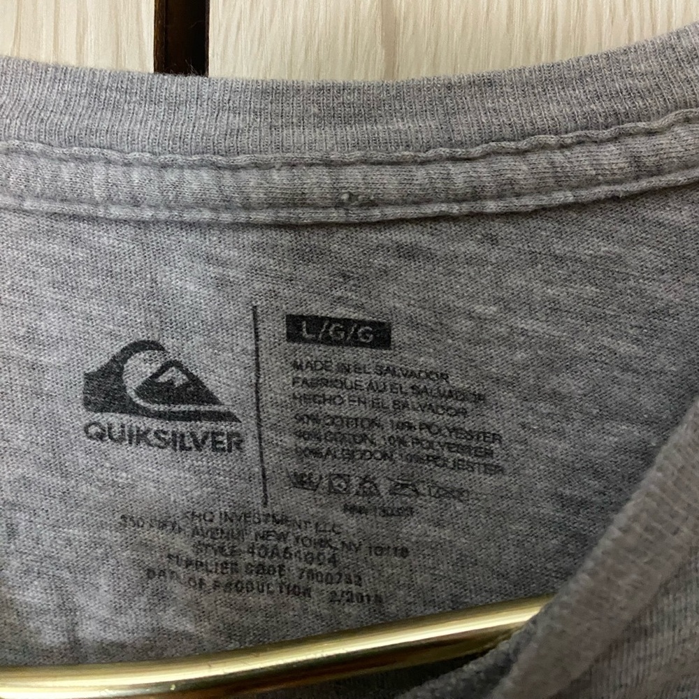 Roxy tee**READ - Picture 5 of 5